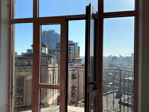 коммерческая по адресу Крутой спуск, 7