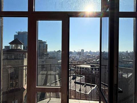 коммерческая по адресу Крутой спуск, 7