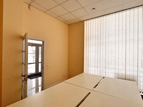 комерційна за адресою Бойківська вул., 5б