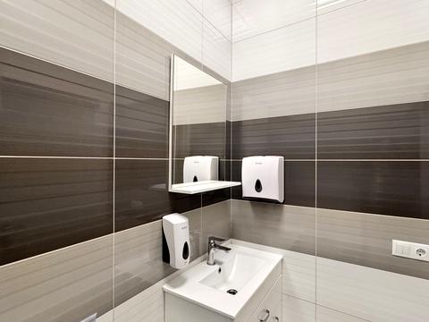 комерційна за адресою Бойківська вул., 5б