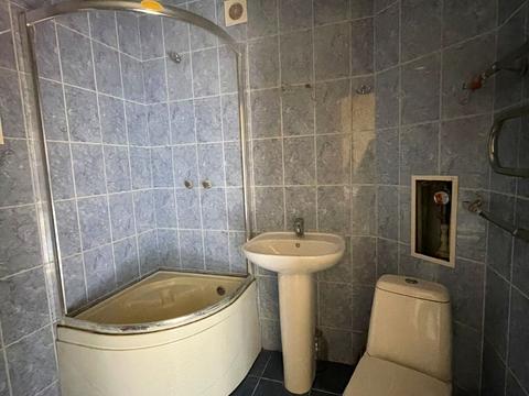 квартира за адресою В'ячеслава Чорновола вул., 13а