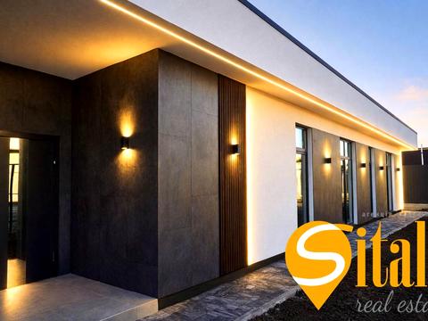 будинок за адресою Центральна