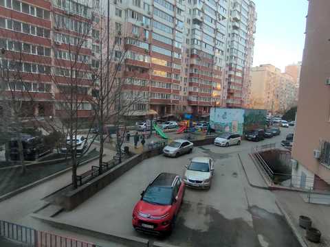 квартира за адресою Райдужний масив вул., 7-Б