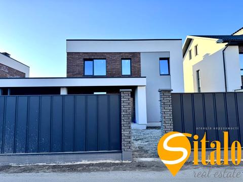 будинок за адресою Центральна