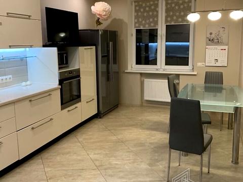 квартира за адресою Дмитрівська вул., 75