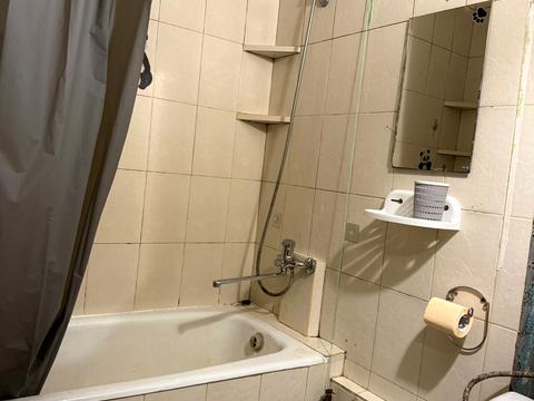 квартира за адресою Родини Глаголєвих вул. (Академіка Грекова), 26