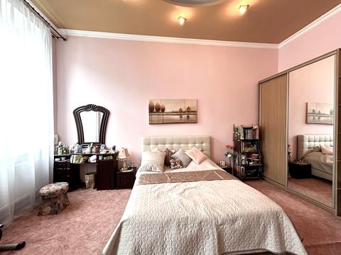 квартира за адресою Листопадова, 6