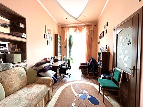 квартира за адресою Листопадова, 6