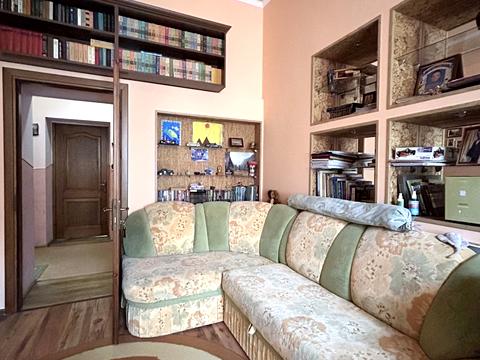 квартира за адресою Листопадова, 6