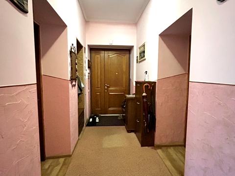 квартира за адресою Листопадова, 6