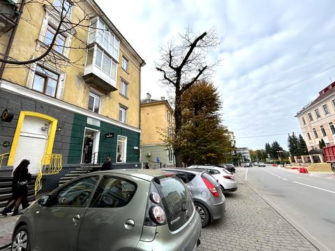 квартира за адресою Листопадова, 6