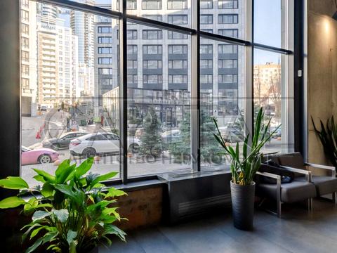 комерційна за адресою Київ, Академіка Філатова вул., 2/1