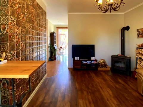 будинок за адресою Шкільна вул., 10