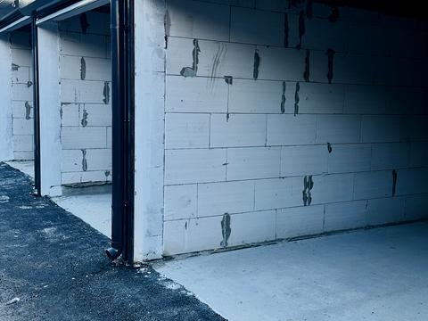 паркоместо по адресу Вул. Сингаївського, 1