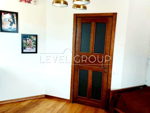 будинок за адресою Шкільна вул., 10