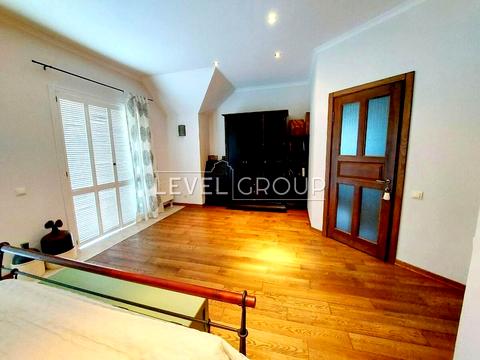 будинок за адресою Шкільна вул., 10