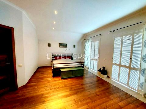 будинок за адресою Шкільна вул., 10