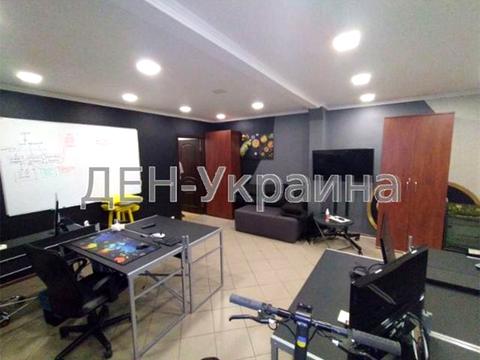 коммерческая по адресу Кропивницкого ул., 10