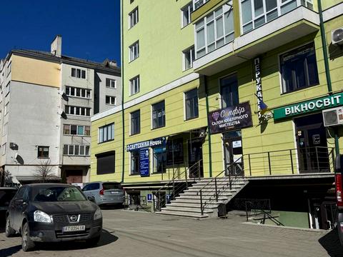 комерційна за адресою Джохара Дудаєва вул., 13