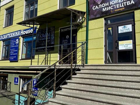 комерційна за адресою Джохара Дудаєва вул., 13