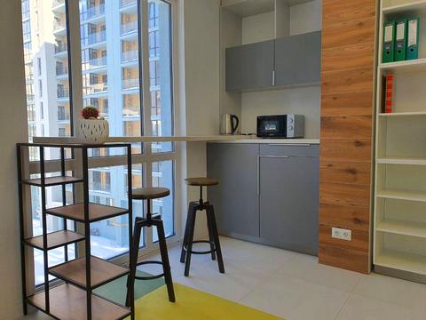 комерційна за адресою Стрийська вул., 108