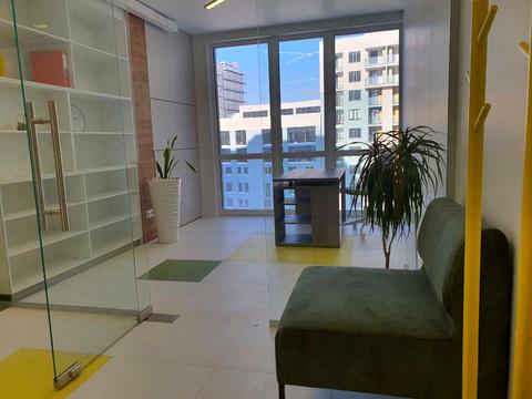 комерційна за адресою Стрийська вул., 108