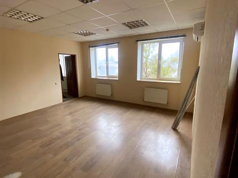 коммерческая по адресу Новомосковська дорога, 23