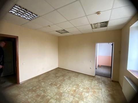 коммерческая по адресу Новомосковська дорога, 23