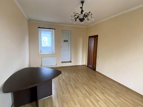 коммерческая по адресу Новомосковська дорога, 23