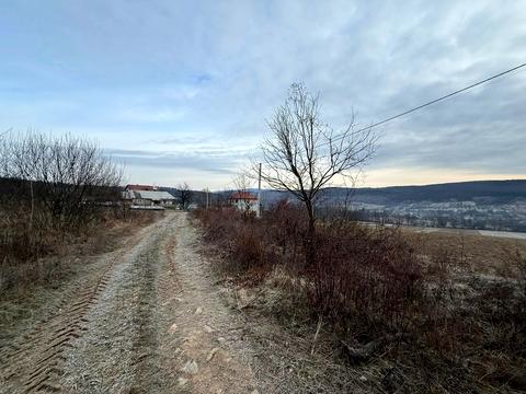 ділянка за адресою Польова