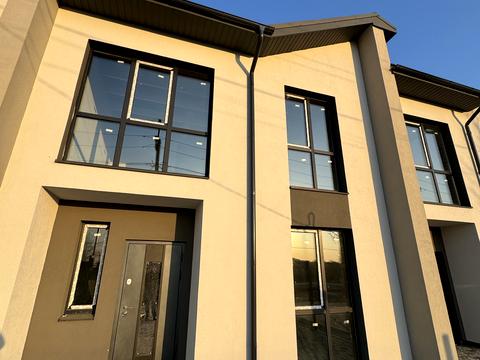 будинок за адресою Тополина