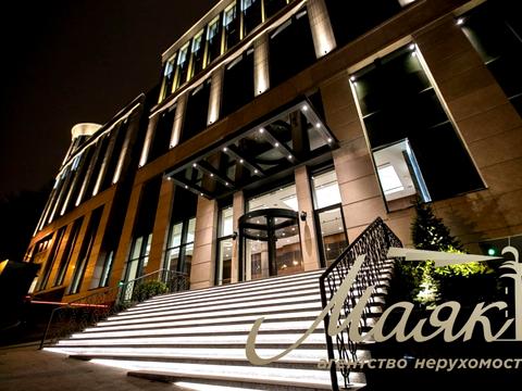 комерційна за адресою Петра Сагайдачного вул., 1