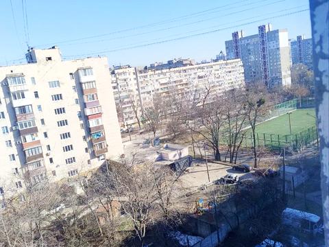 квартира за адресою Князя Володимира Мономаха вул. (Отто Шмідта), 35-37