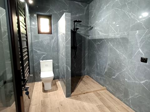 будинок за адресою с. Конопниця, Червоної Калини вул.