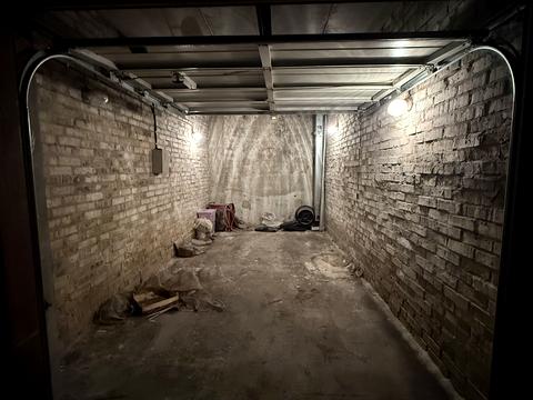 паркоместо по адресу Владимира Ивасюка просп. (Героїв Сталінграду), 12-М