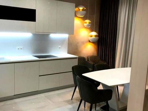 квартира за адресою Болсуновська вул. (Сергія Струтинського), 2