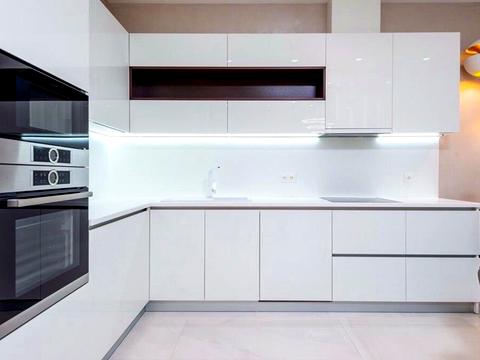 квартира за адресою Болсуновська вул. (Сергія Струтинського), 2