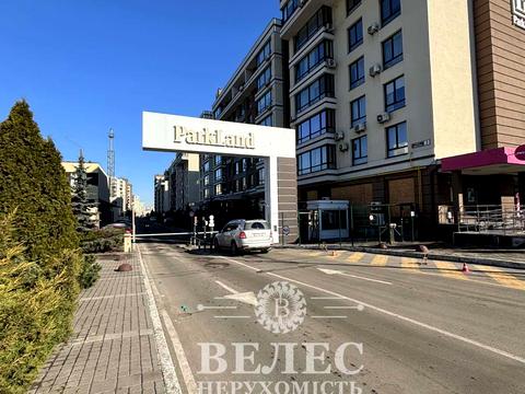 комерційна за адресою Практична вул., 1