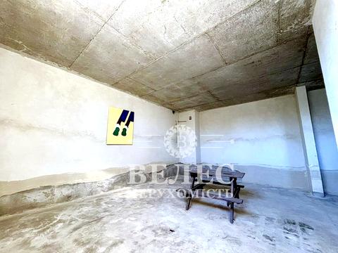 комерційна за адресою Практична вул., 1