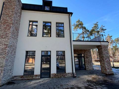 комерційна за адресою Мрії вул. (Пушкінська), 1