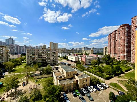 квартира по адресу Драгоманова ул., 40-Б