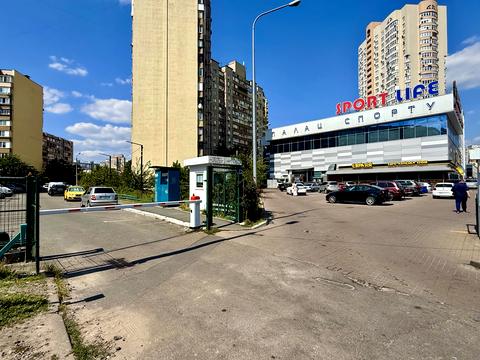 квартира по адресу Драгоманова ул., 40-Б