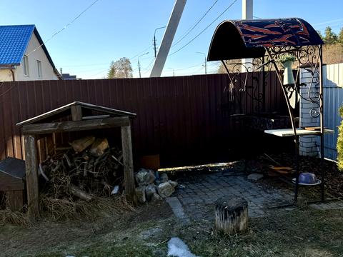 дом по адресу Центральна