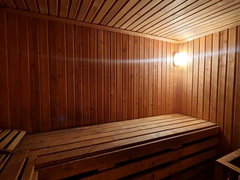 будинок за адресою Молодіжна