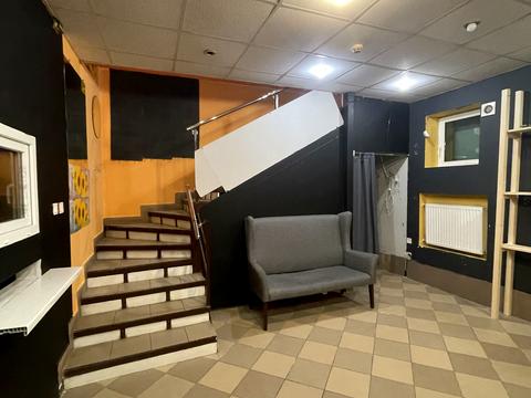 комерційна за адресою Академіка Андрія Сахарова вул., 48