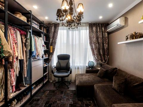 квартира за адресою Дніпровська набережна вул., 19-В