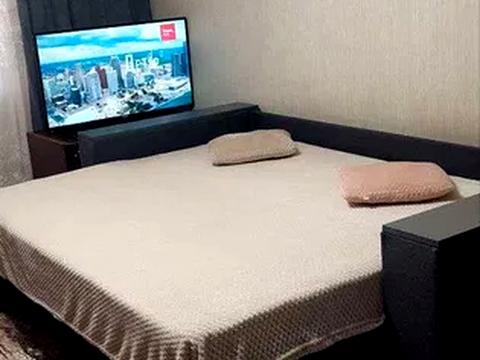 квартира по адресу Ревуцкого ул., 18