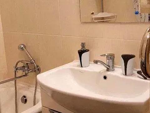 квартира по адресу Ревуцкого ул., 18