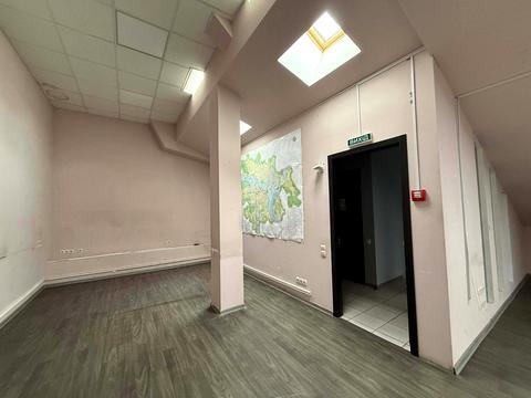 комерційна за адресою Лазаря Глоби вул. (Андрія Фабра), 2