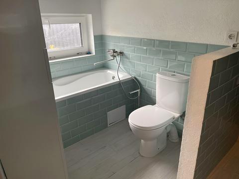 дом по адресу Апрельская ул.